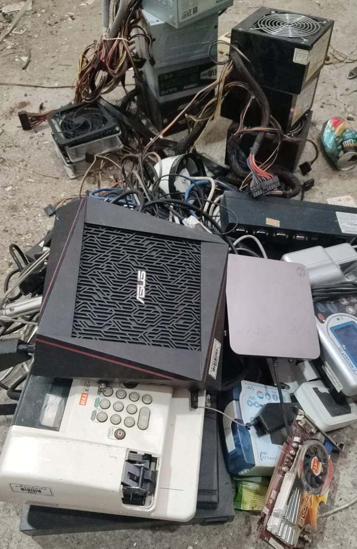 خرید ضایعات و برد الکترونیکی